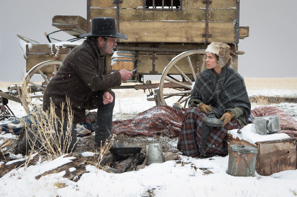 The Homesman : Premières photos du film de Tommy Lee Jones