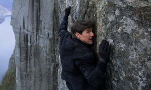 Tom Cruise as Ethan Hunt in MISSION: IMPOSSIBLE - FALLOUT